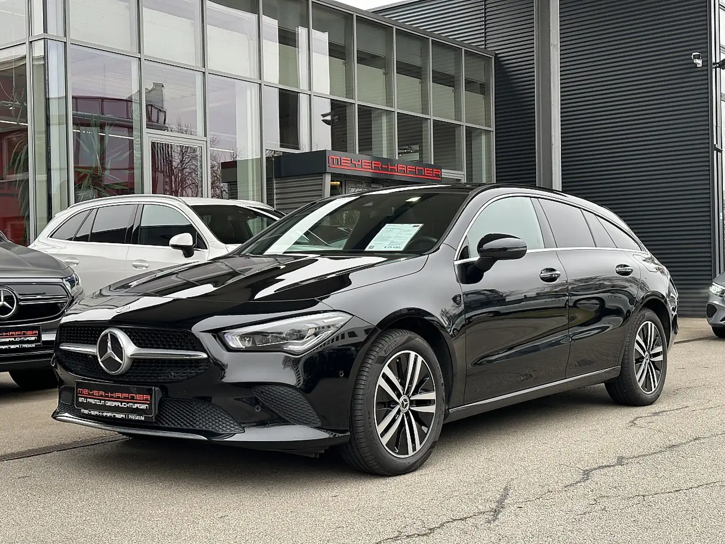 Mercedes-Benz CLA 250 e PHEV Shooting Brake Aut. / Progressive Line /... Schwarz - 2