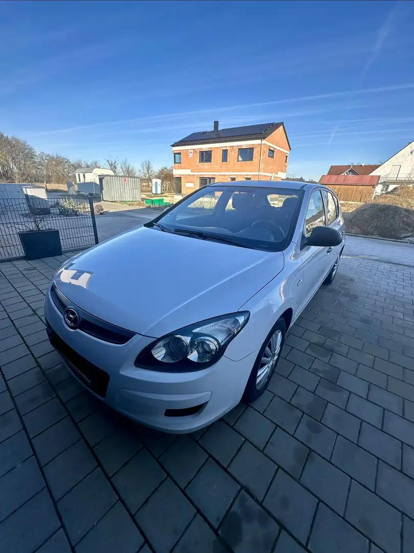 Hyundai i30 1.4 Comfort Weiß - 2