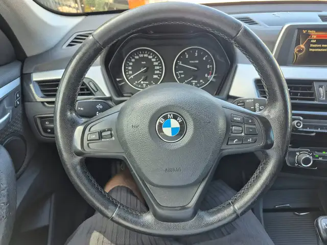 BMW X1 view 8
