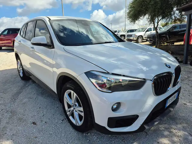 BMW X1 view 5