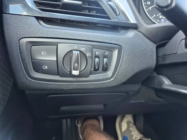 BMW X1 view 14
