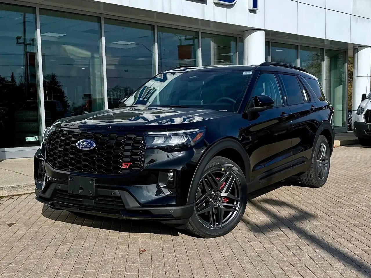 Ford Explorer снимка Ford Explorer