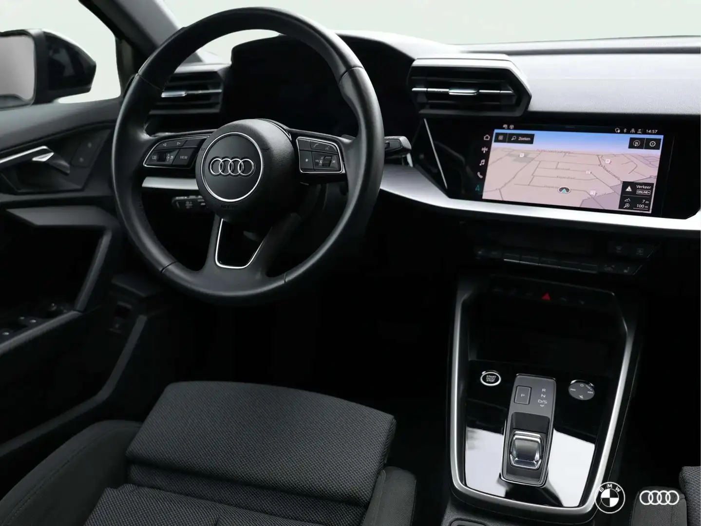 Audi A3 45 TFSIe S LINE BLACK ED. / ACC / CARPLAY / STOELV Noir - 2