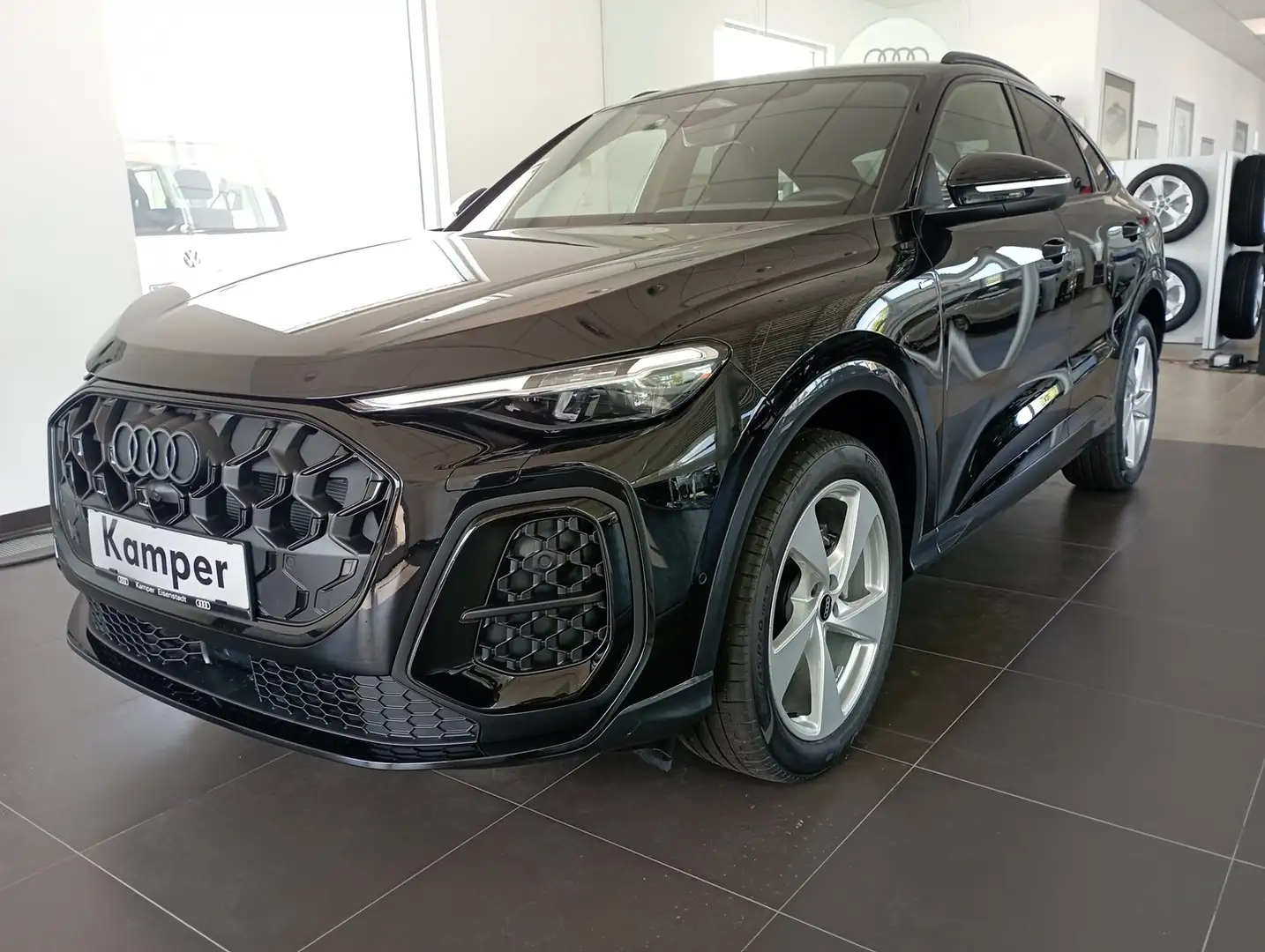 Audi Q5 TFSI quattro 150 kW Schwarz - 2