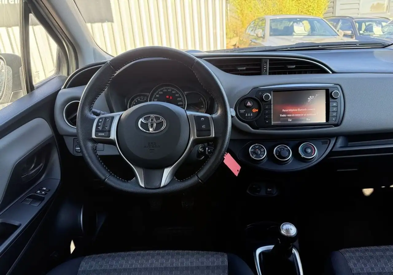 Toyota Yaris Yaris — photo 9