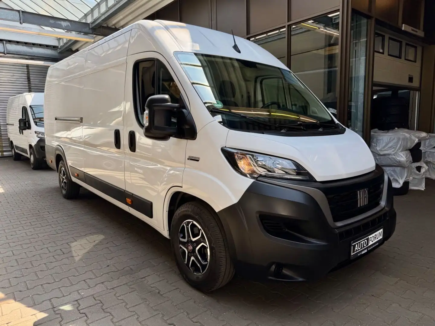 Fiat Ducato 2.2 D L5H2 MAXI 3,5t KLIMA CAM 3-SITZER Weiß - 2