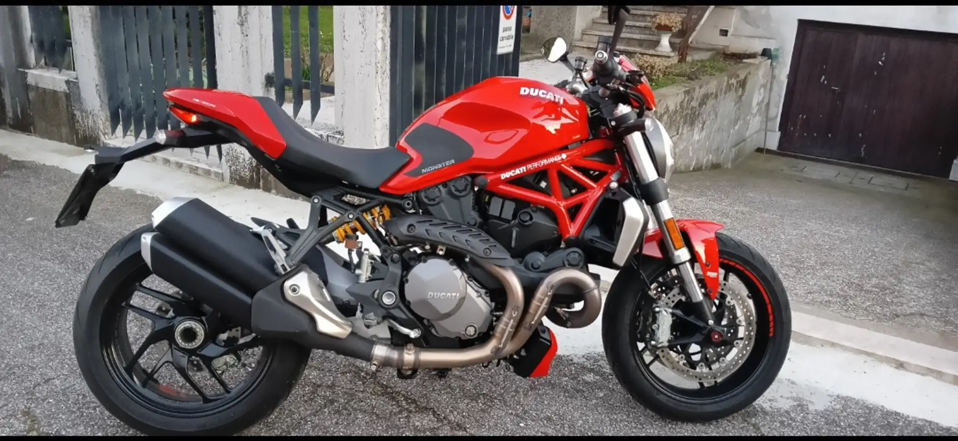 Ducati Monster 1200 Rosso - 2