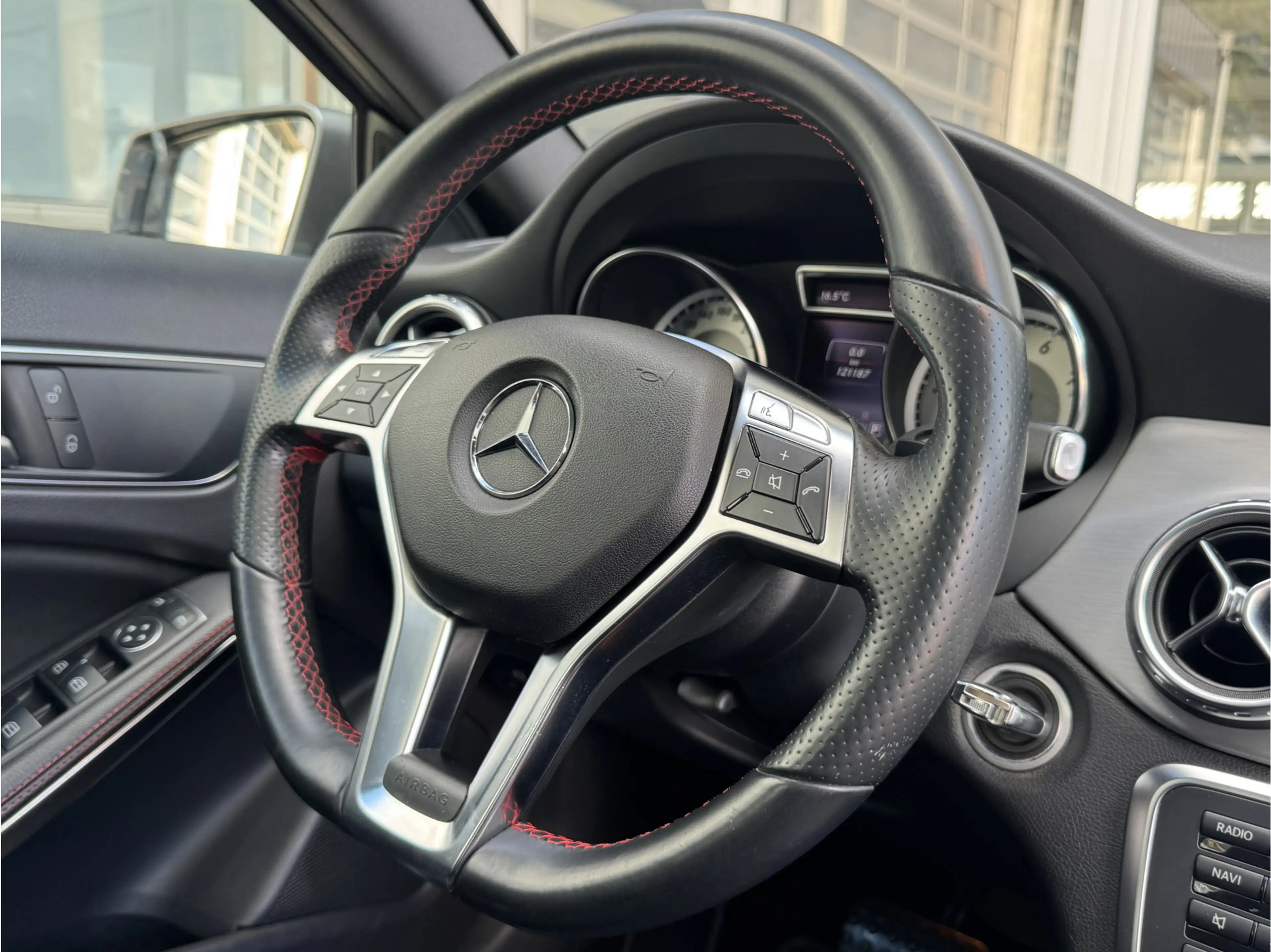 Mercedes-Benz GLA 250 4MATIC AMBITION | NL-AUTO! — photo 14