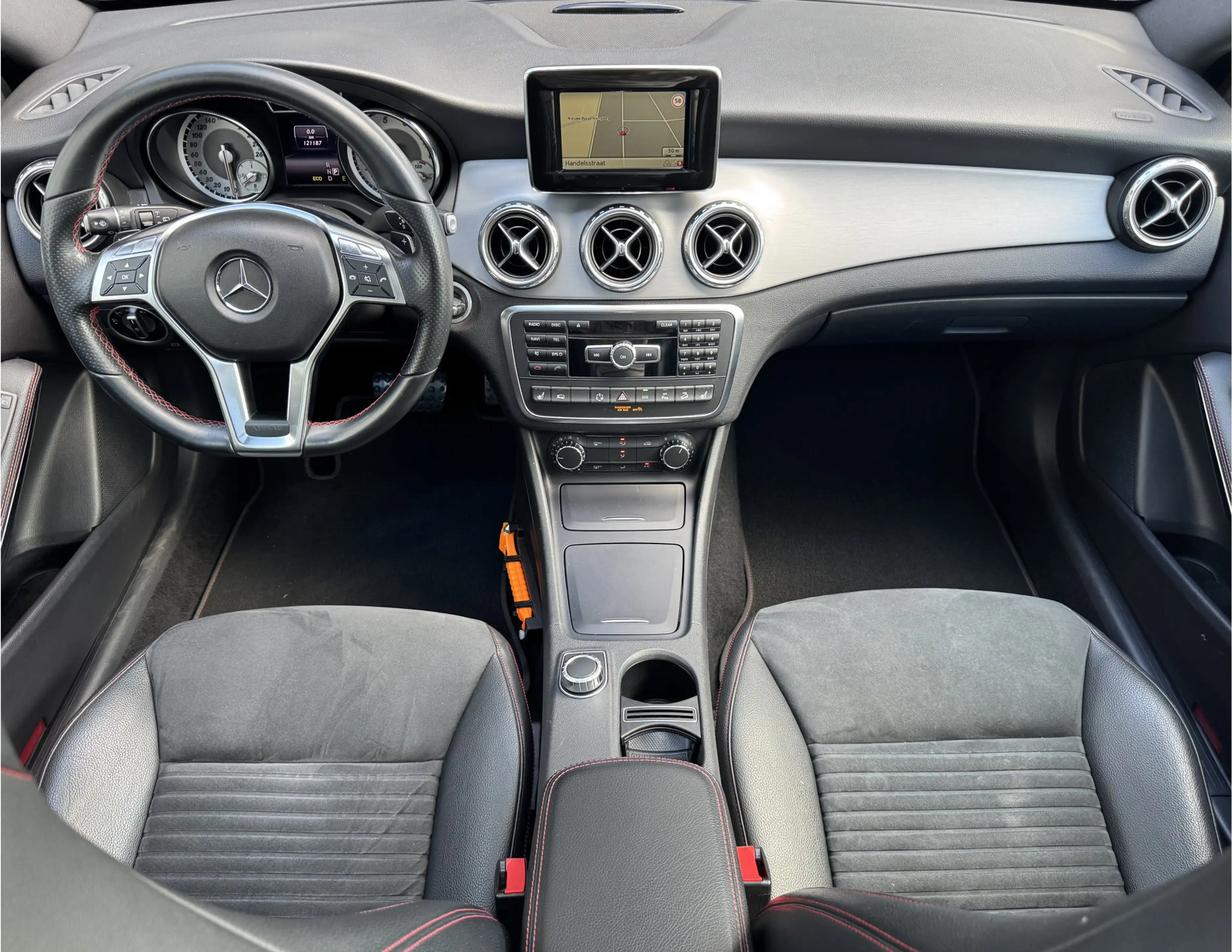 Mercedes-Benz GLA 250 4MATIC AMBITION | NL-AUTO! — photo 10