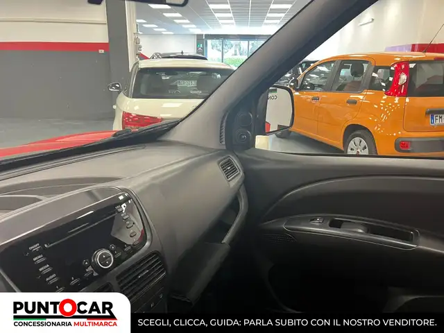 Opel Combo view 11