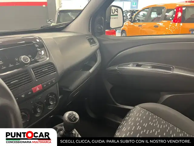 Opel Combo view 9