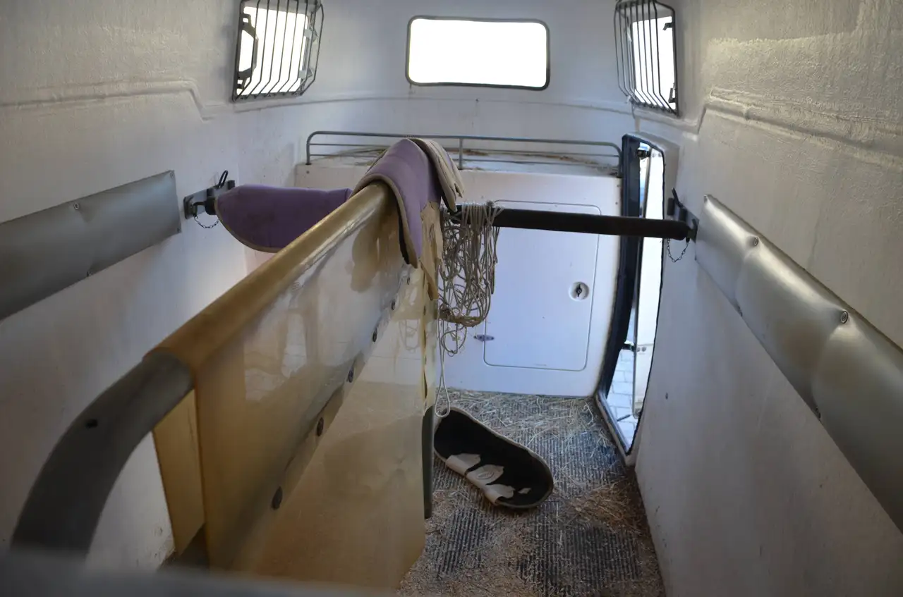 Pferdetransportanhänger, foto 5