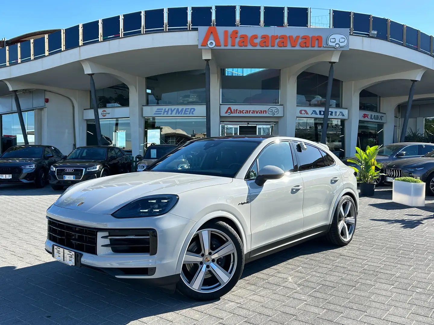 Porsche Cayenne Coupe 3.0 e-hybrid tiptronic KM 0 Grigio - 1