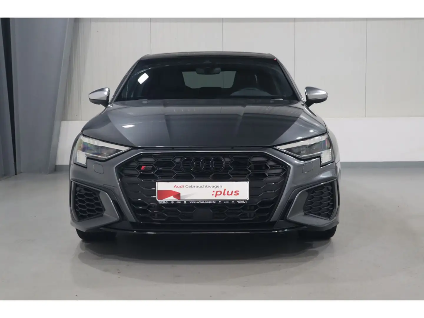 Audi S3 Limo 2.0 TFSI quattro Pano*Matrix*R-Kamera * Grau - 2