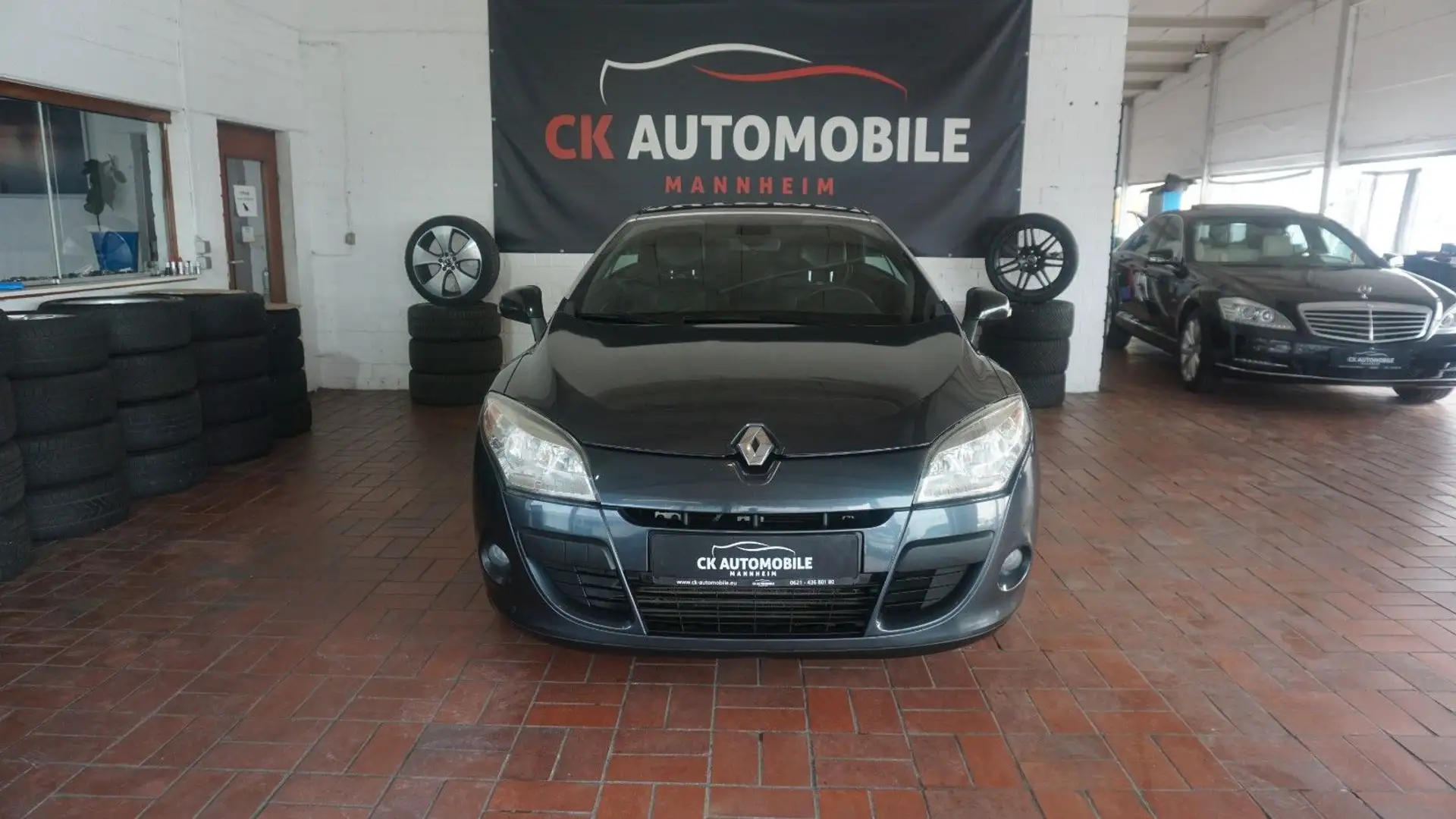 Renault Megane III Cabrio Dynamique KLIMA SHZ PDC 2-HAND Szary - 1