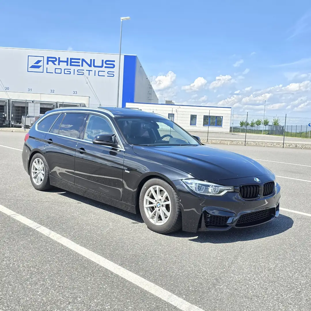 BMW 320 320 i Schwarz - 2