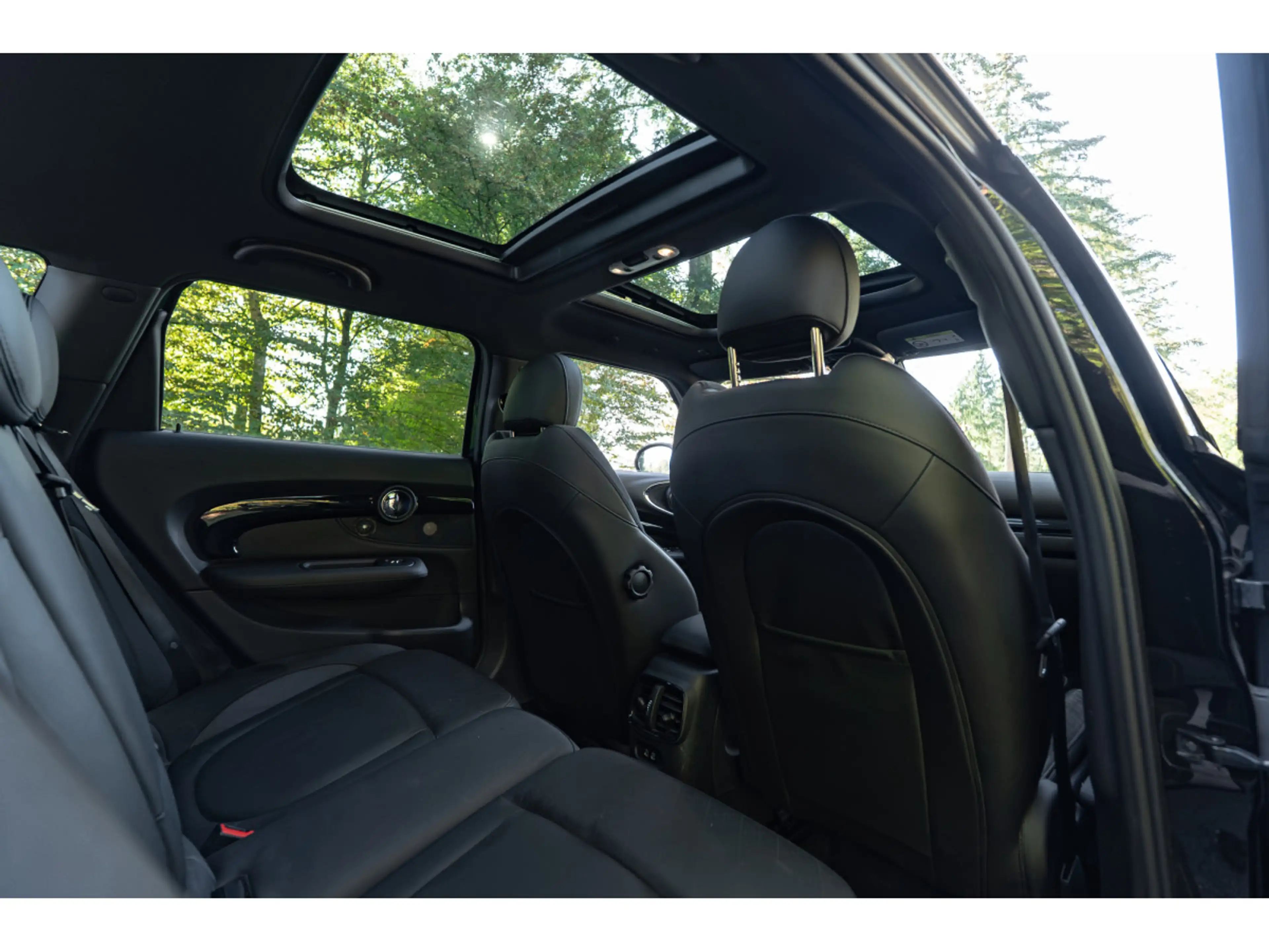 MINI John Cooper Works Clubman Pack Premium Plus - Harman Kardon - Panoramic Roof — photo 15