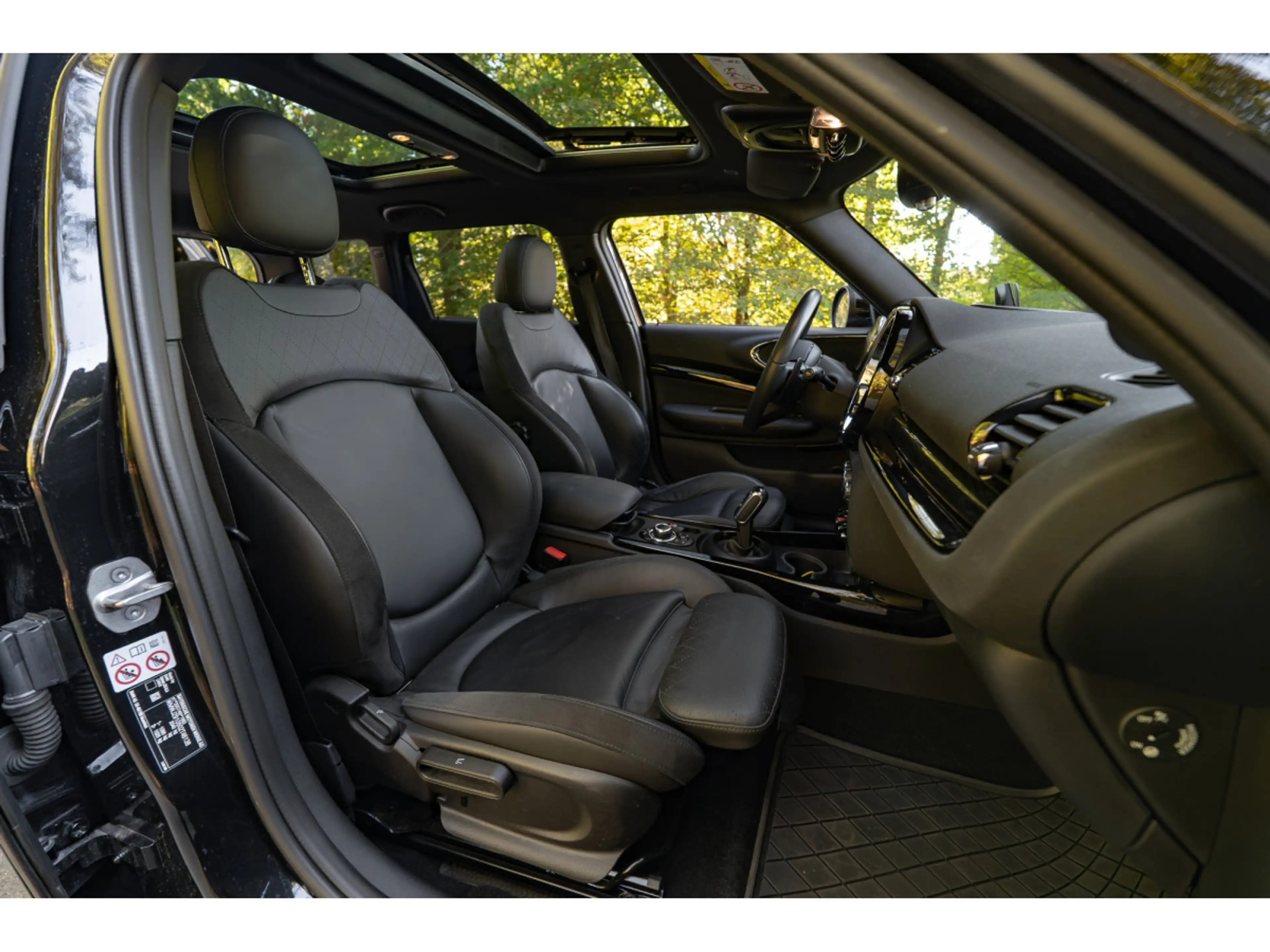 MINI John Cooper Works Clubman Pack Premium Plus - Harman Kardon - Panoramic Roof — photo 13