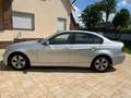 BMW 320 d+Leder+Automatik+SHZ+PDC+2.Hand+Tüv neu+ Ezüst - thumbnail 2