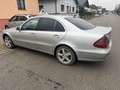 Mercedes-Benz E 220 Stříbrná - thumbnail 4