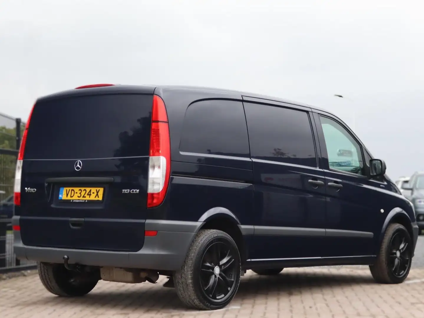 Mercedes-Benz Vito 113 CDI L2 Lang Achterklep, Automaat, Airco, Armst Blauw - 2