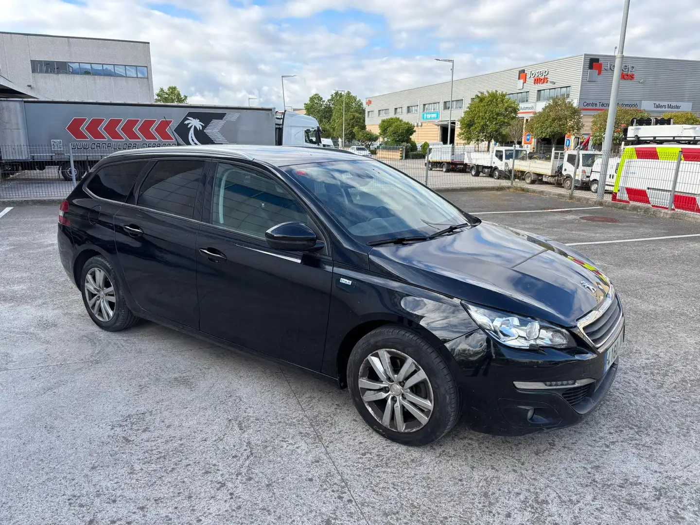 Peugeot 308 308 SW 2.0HDI FAP Sport Sport Negro - 1