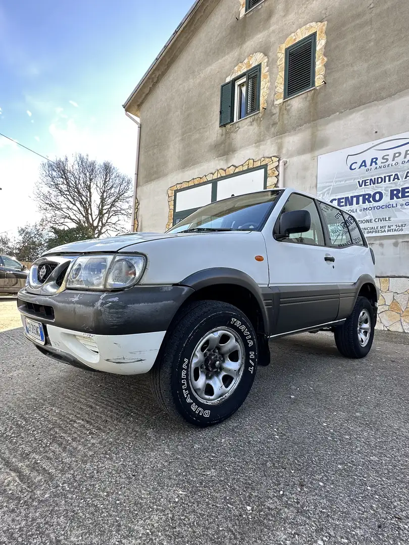 Nissan Terrano 3p 2.7 tdi S commercial Biały - 1