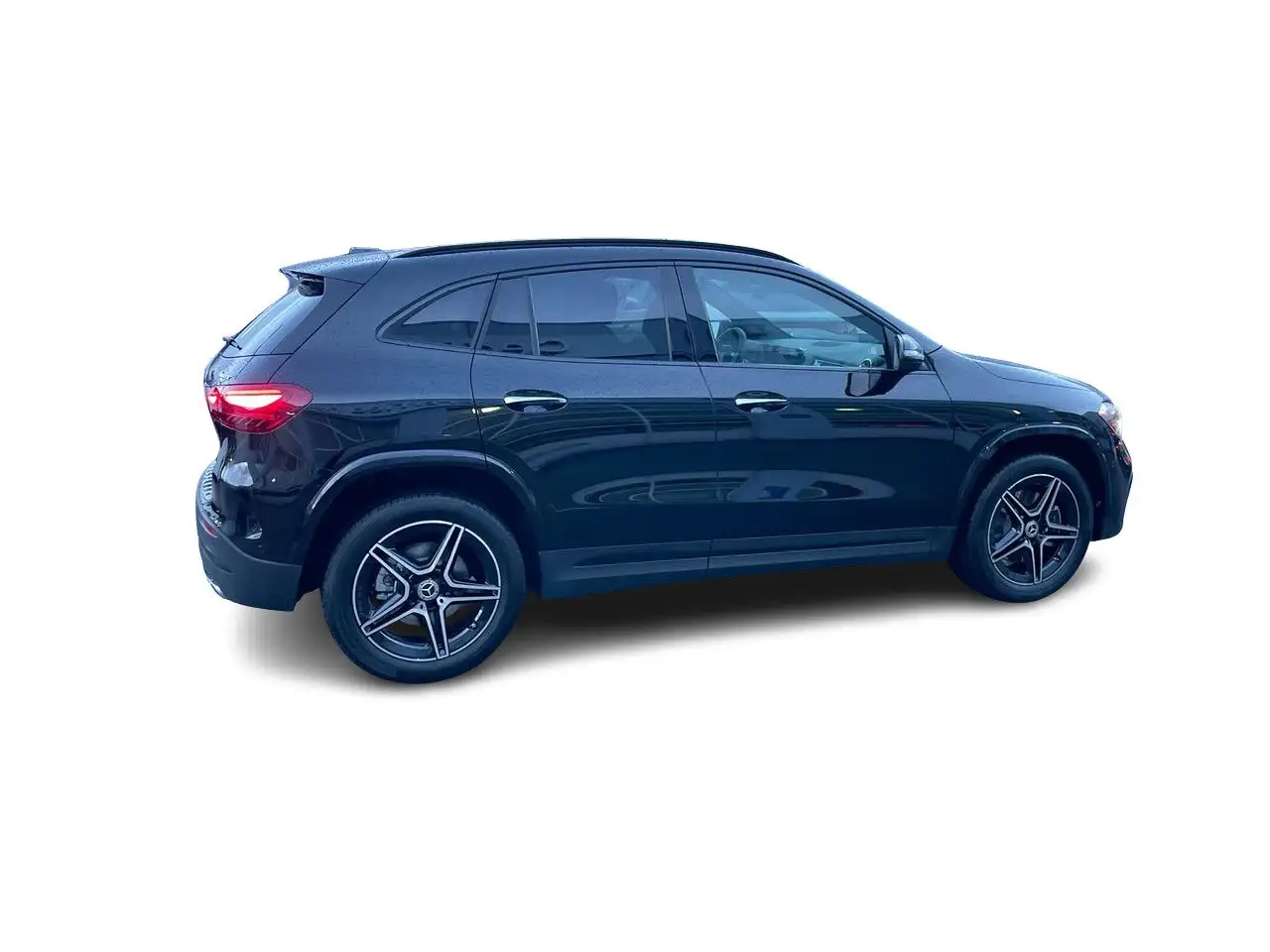 Mercedes-Benz GLA снимка Mercedes-Benz GLA