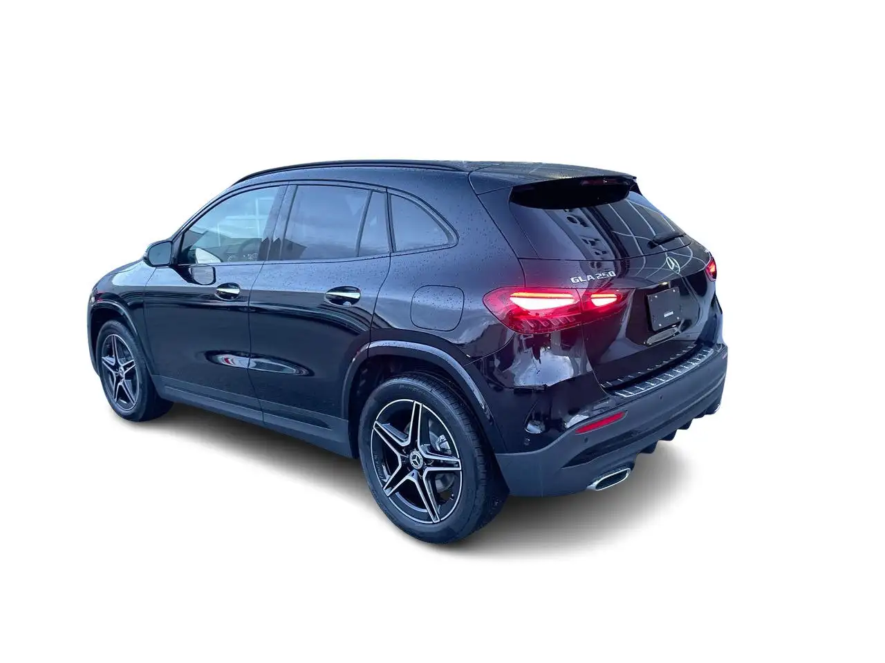 Mercedes-Benz GLA снимка Mercedes-Benz GLA