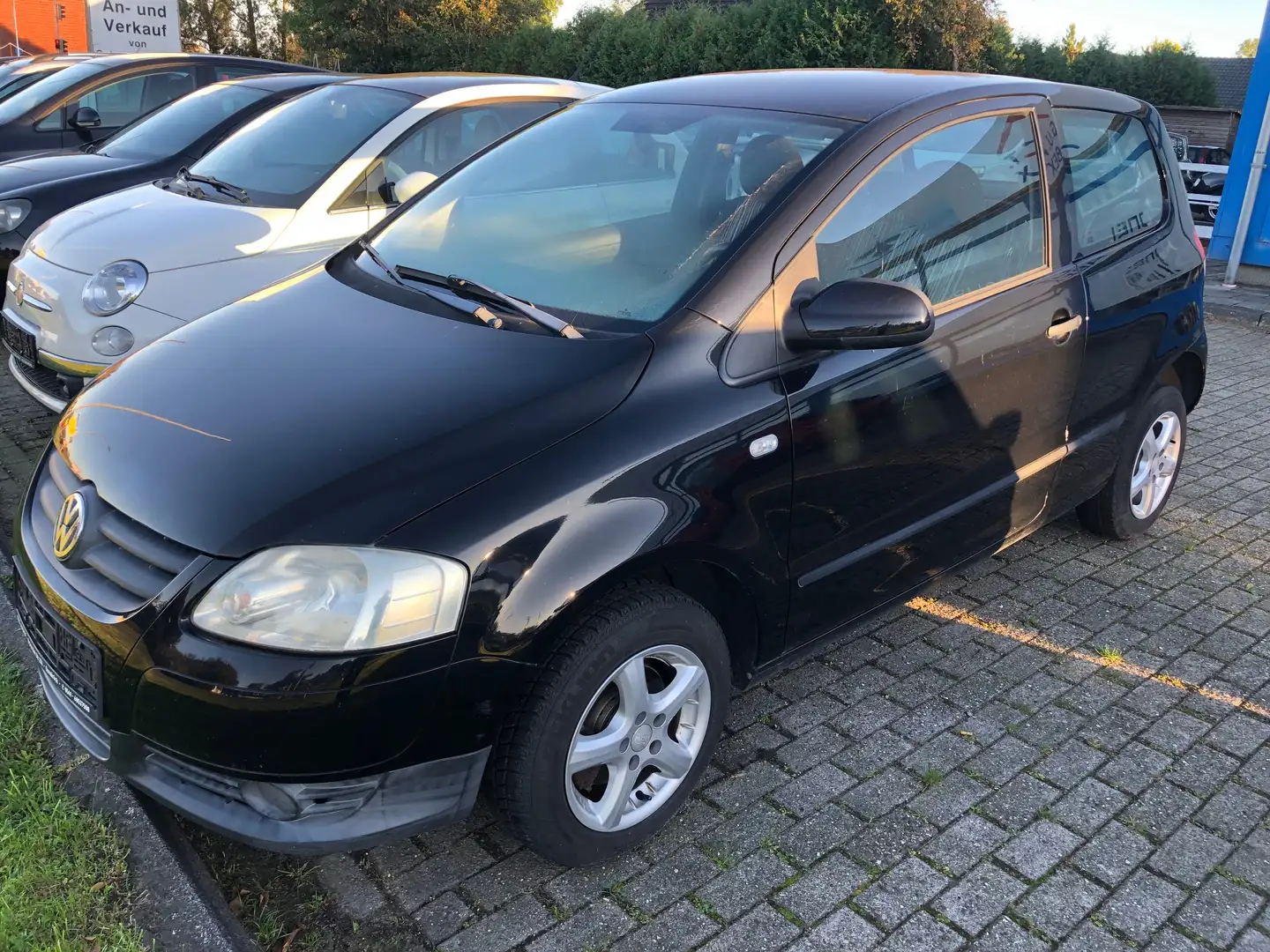 Volkswagen Fox 1.2 TÜV NEU Schwarz - 2