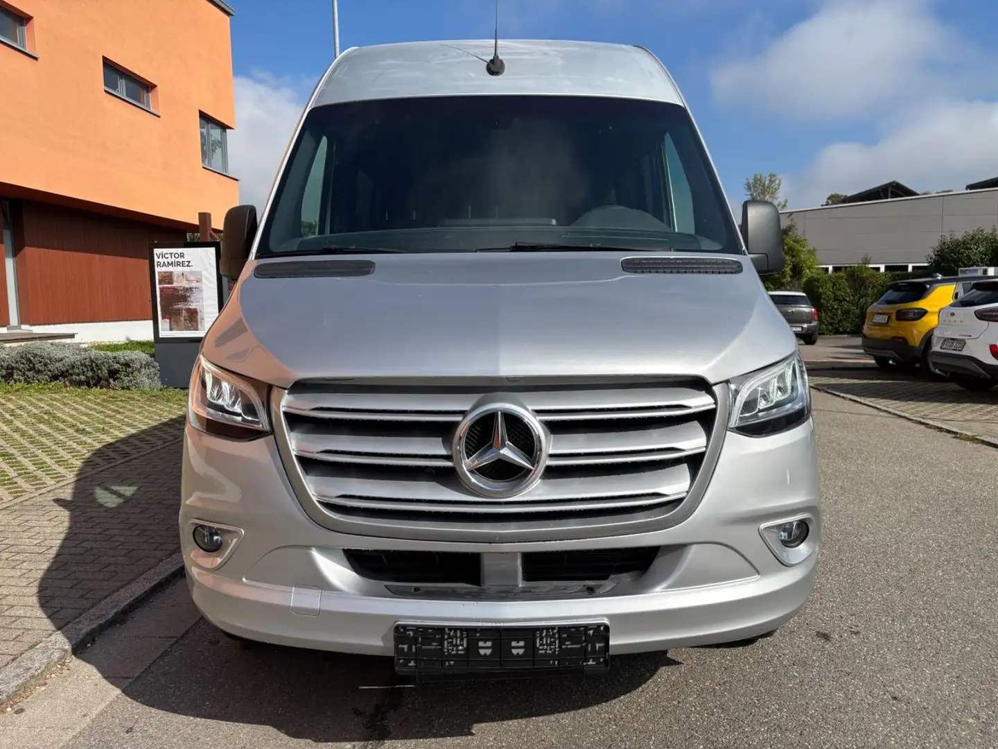 Mercedes-Benz Sprinter III 6Sitzer RWD/AWD 311/314/316 CDI RWD Silber - 2