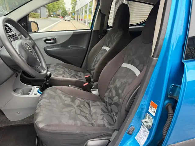 Suzuki Alto view 11