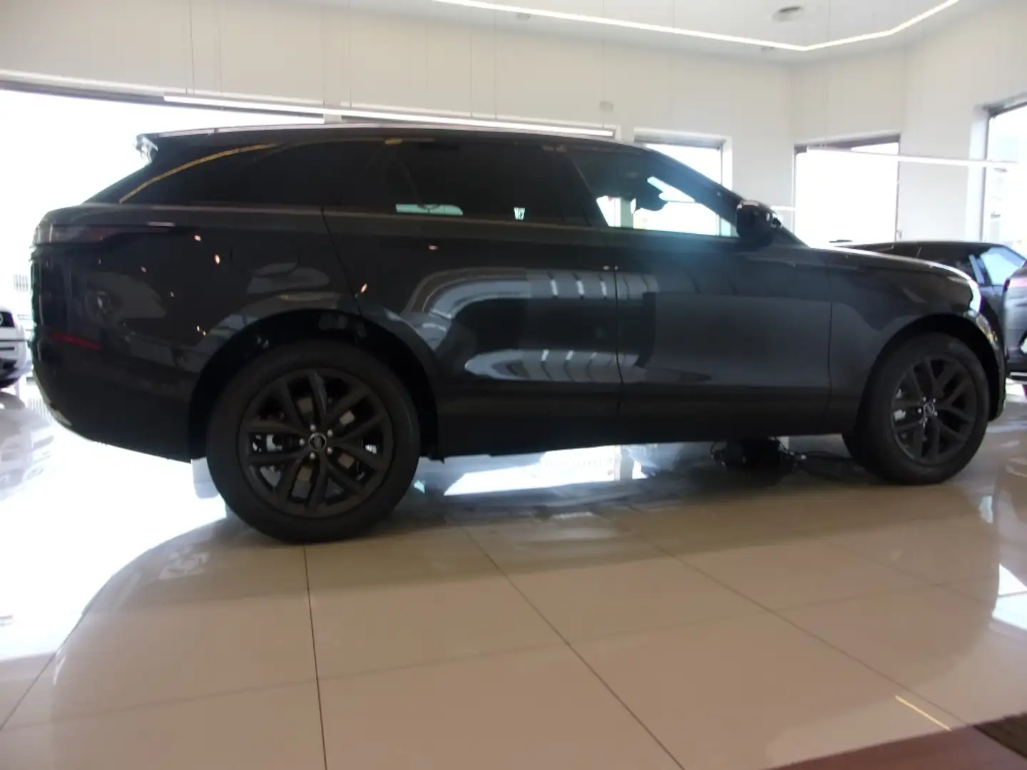 Land Rover Range Rover Velar 2.0D I4 MHEV S 4WD Aut. 204 Gris - 1