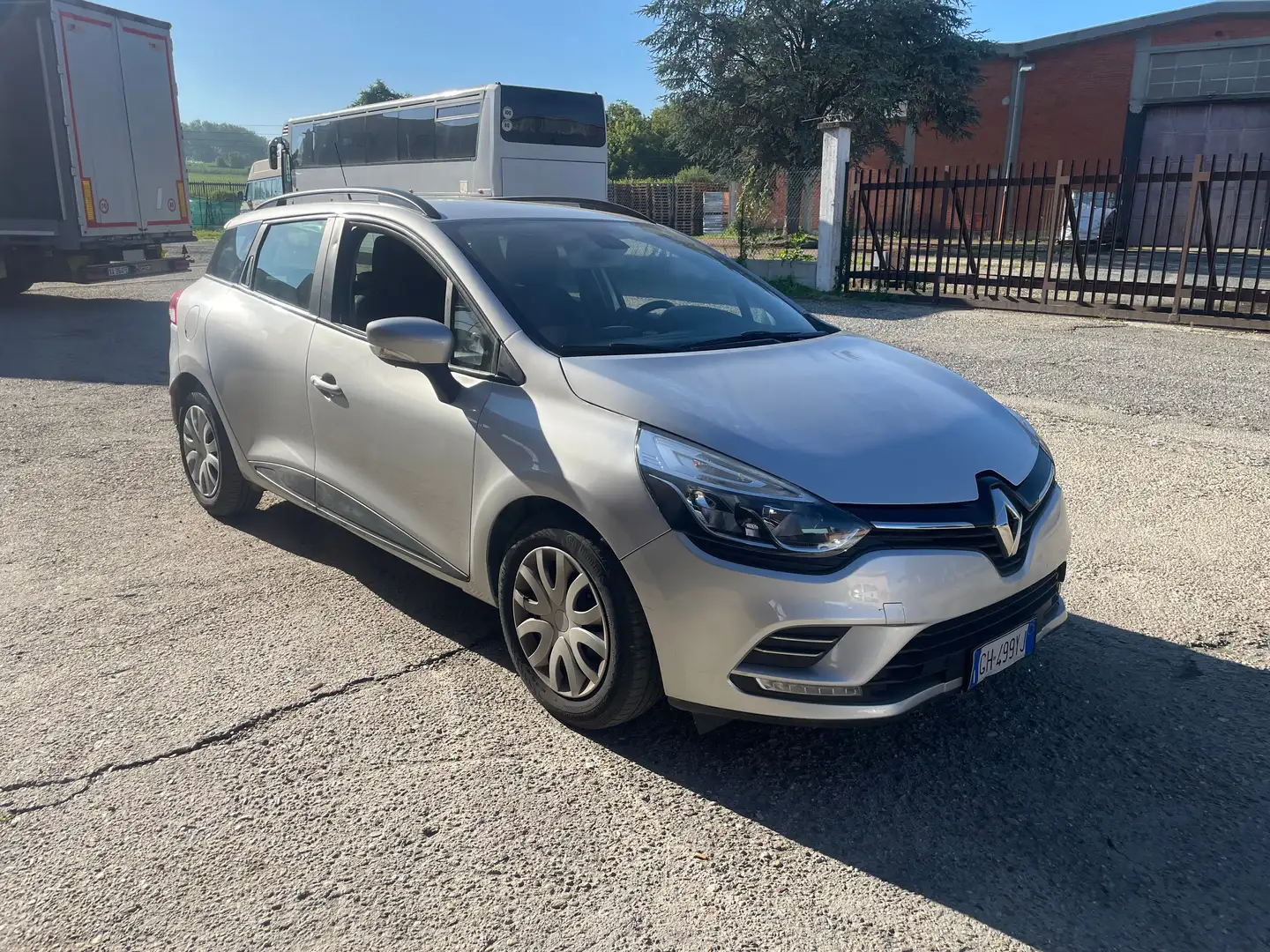 Renault Clio Clio Sporter 1.5 dci energy Intens 75cv Argento - 2