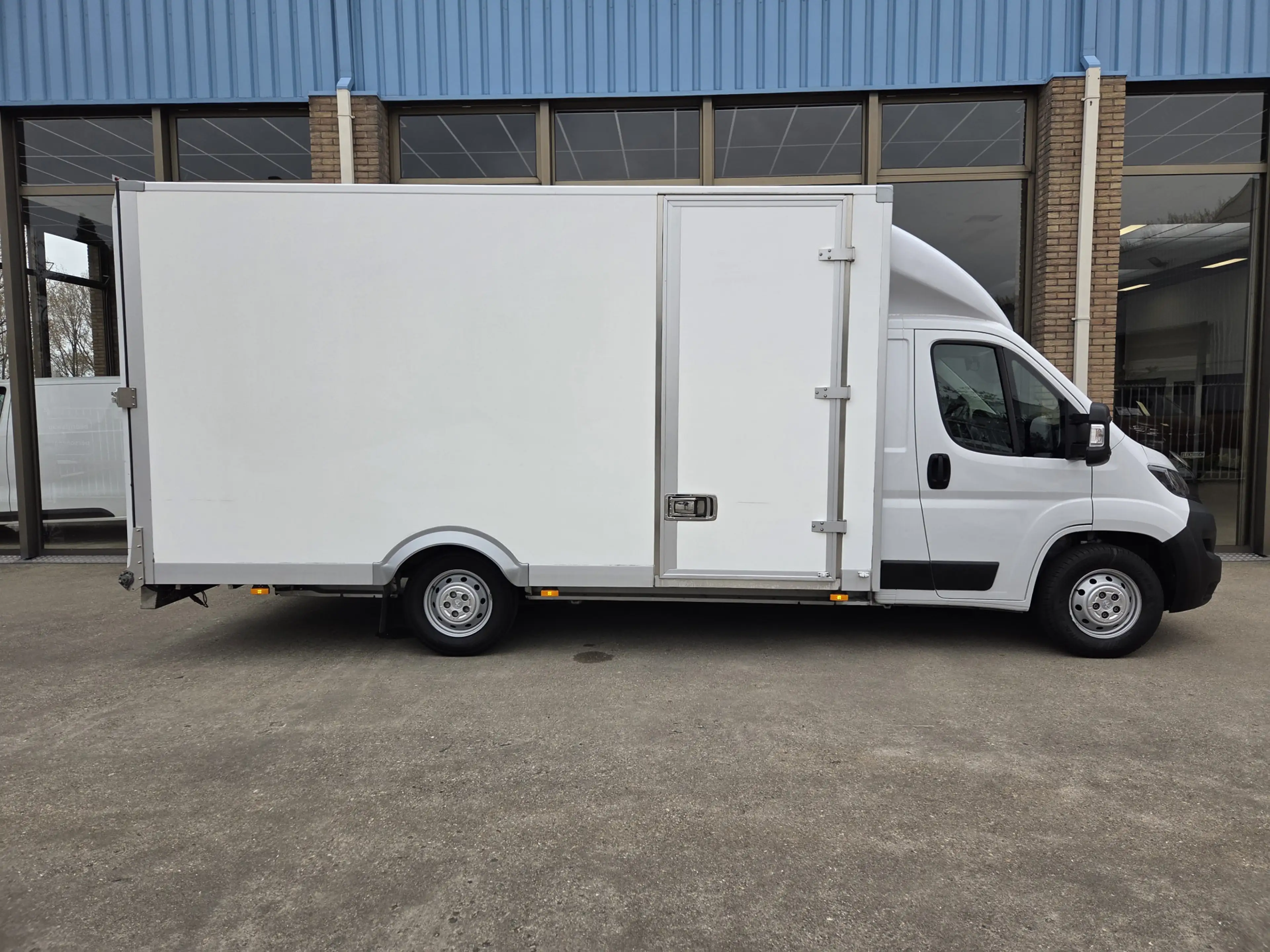 Citroen Jumper / Peugeot Boxer 140 PK Lowliner Laadklep / Oprijkl — photo 9