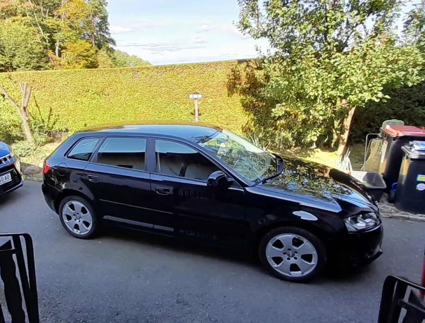 Audi A3 A3 SB Attraction 1,6 TDI DPF Attraction Schwarz - 1