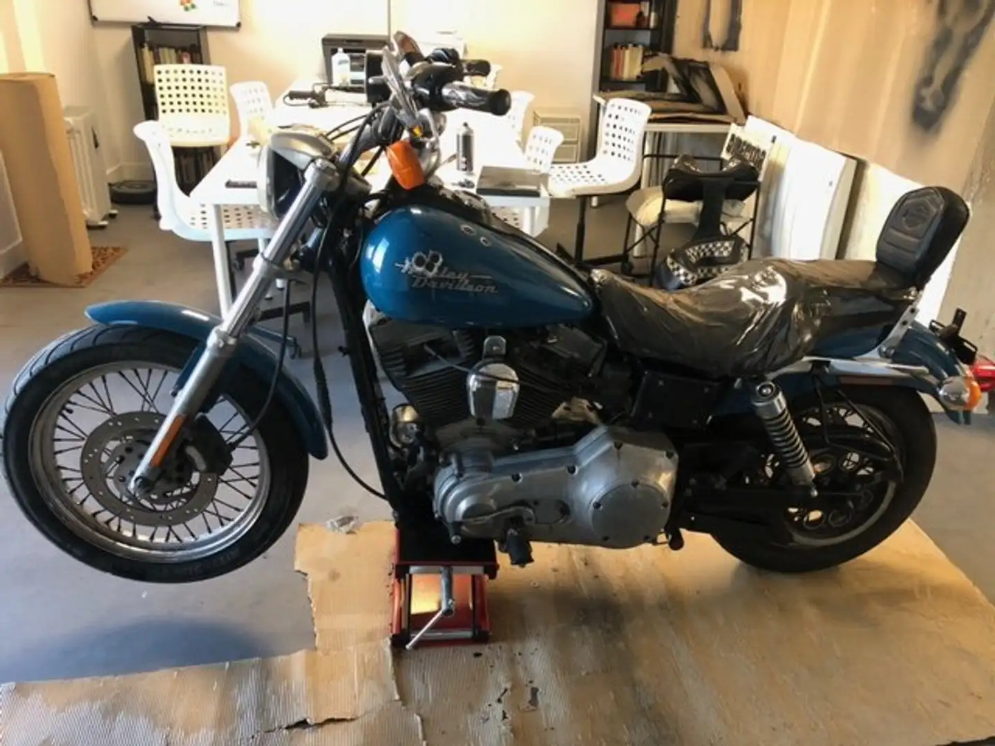 Harley-Davidson Dyna Super Glide Modrá - 2