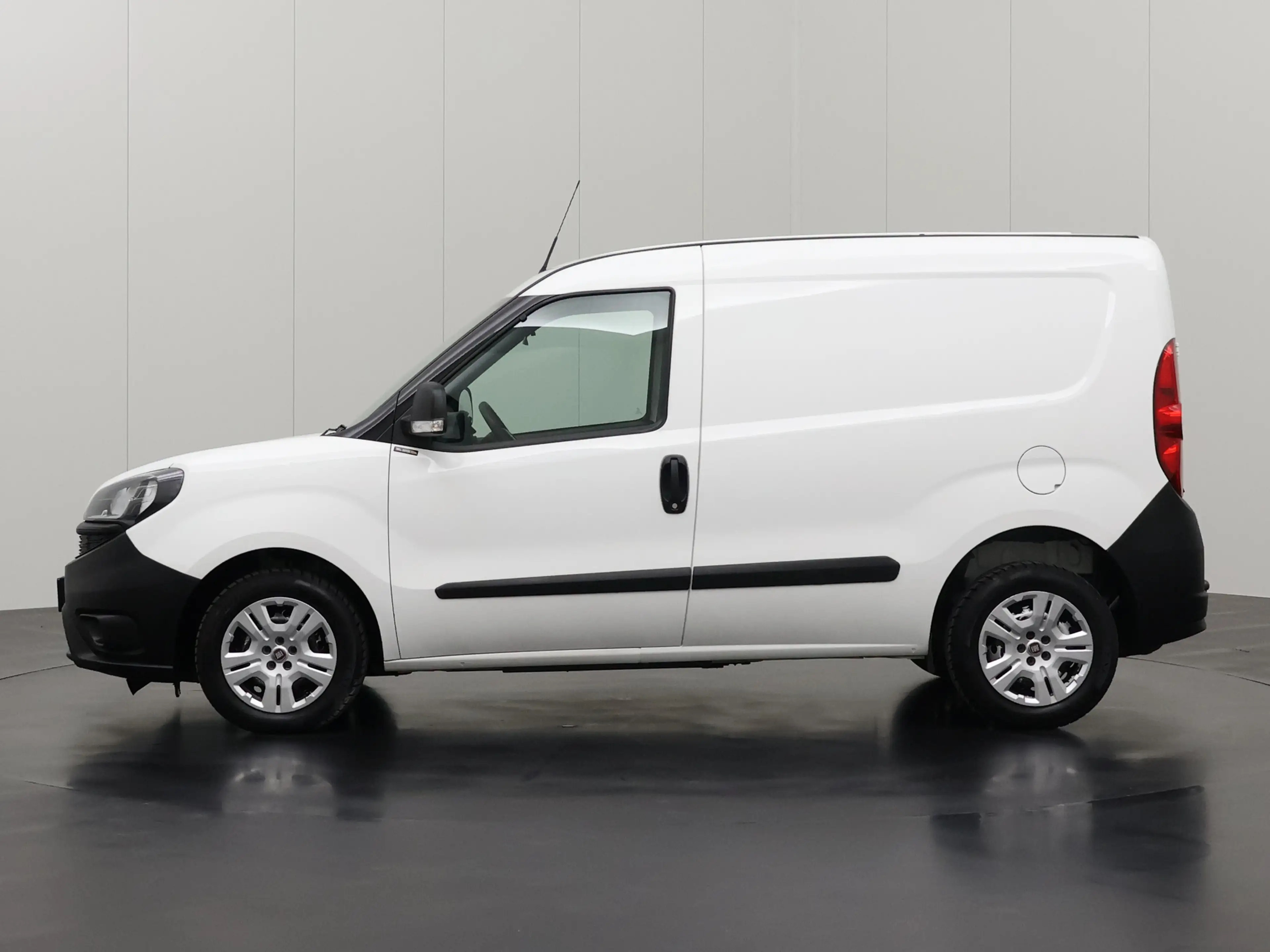Fiat Doblo 1.6MJ 105PK | 3-Zits | Airco | Cruise | Betimmerin — photo 12