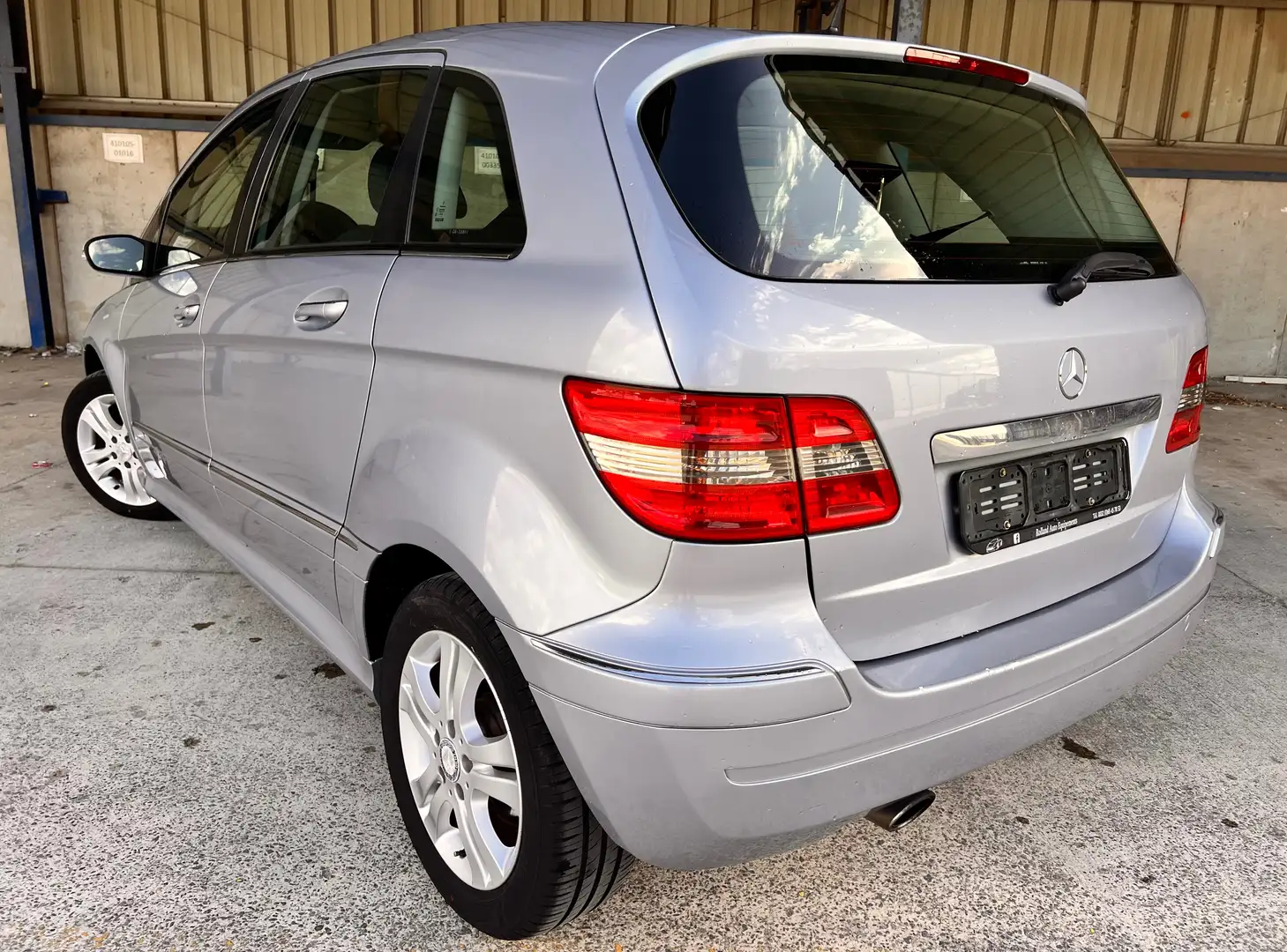 Mercedes-Benz B 180 2L / Diesel / Airco / Prêt à immatriculer Grau - 2
