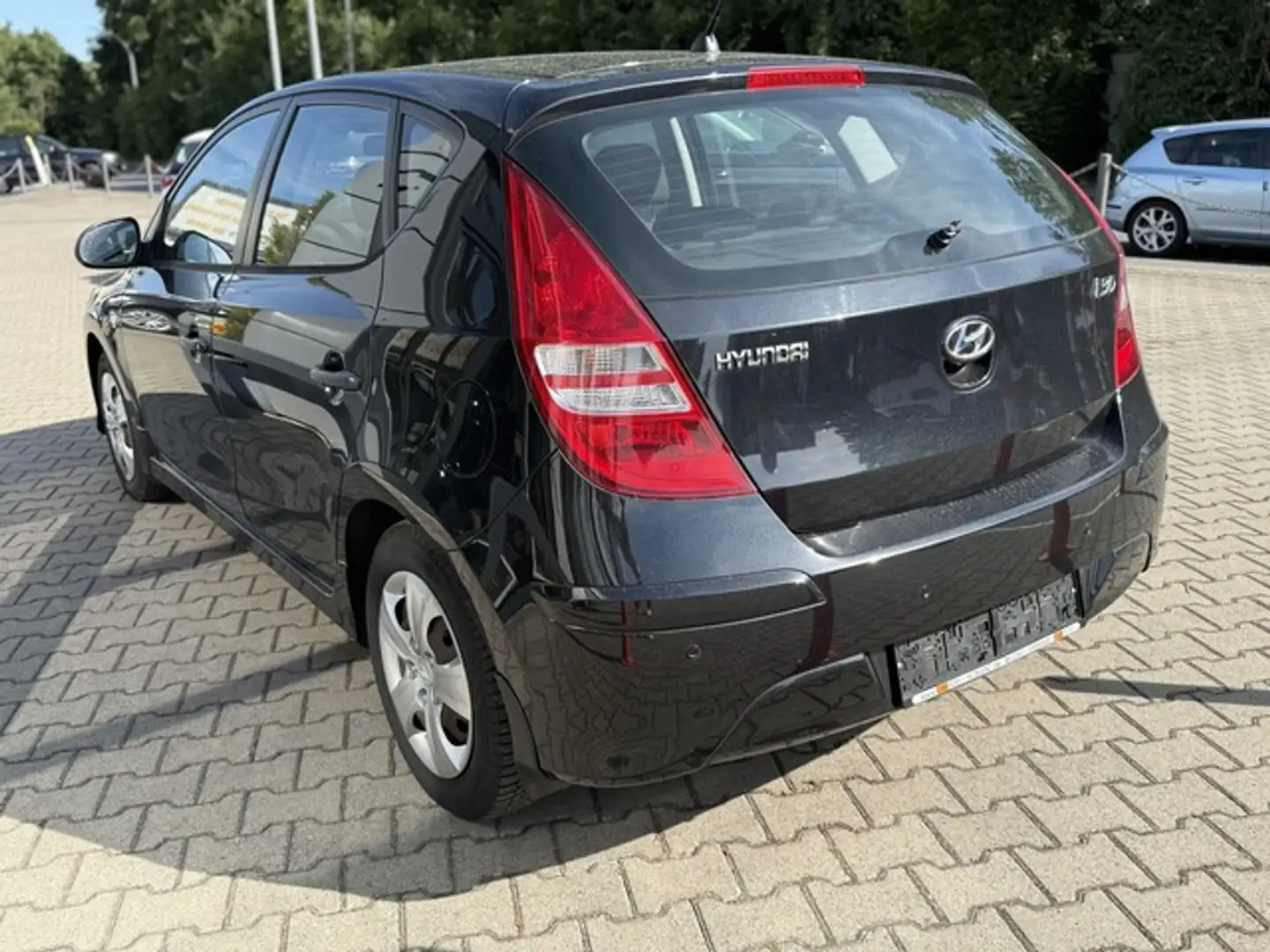 Hyundai i30 Classic Zwart - 2