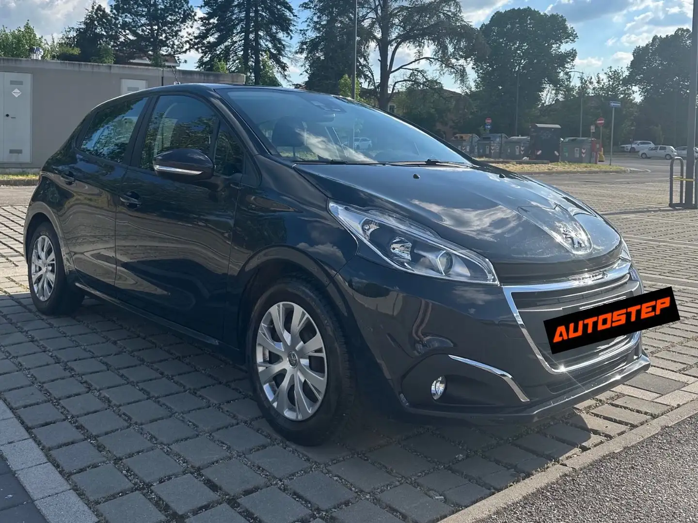 Peugeot 208 5p 1.2 puretech Access 68cv Negro - 2
