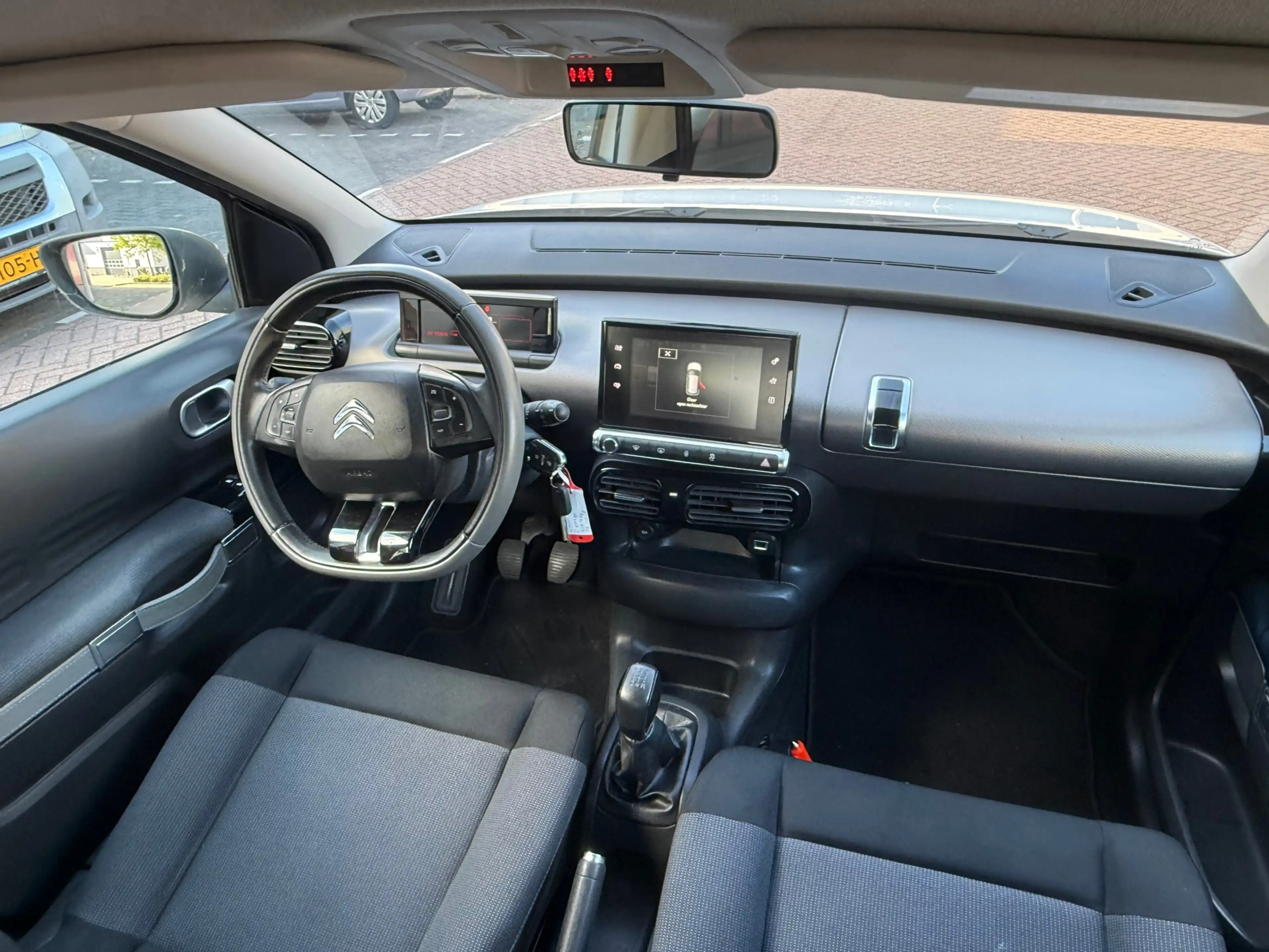 Citroen C4 Cactus 1.2 VTi Feel Clima Volledig onderhouden — photo 10