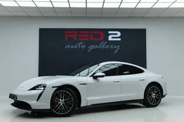Porsche Taycan 4S