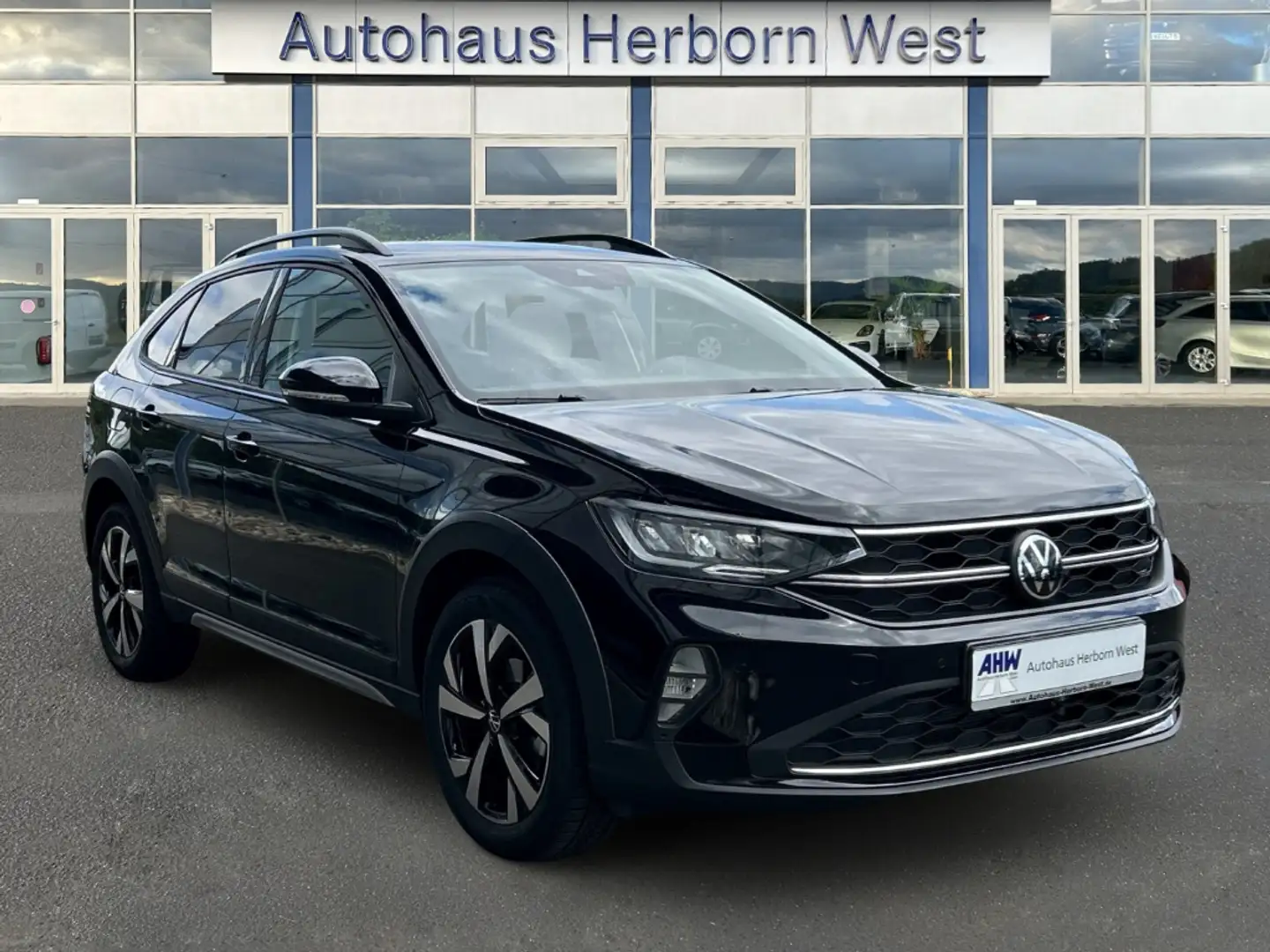 Volkswagen Taigo 1.0 TSI Prime Navi LED Assistenzpaket RFK SHZ Negro - 2