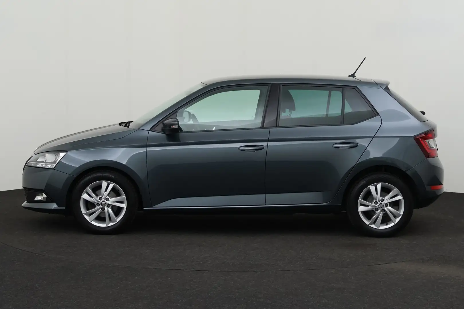 Skoda Fabia CLEVER 1.0 TSI + CARPLAY + PDC + ALU - 2