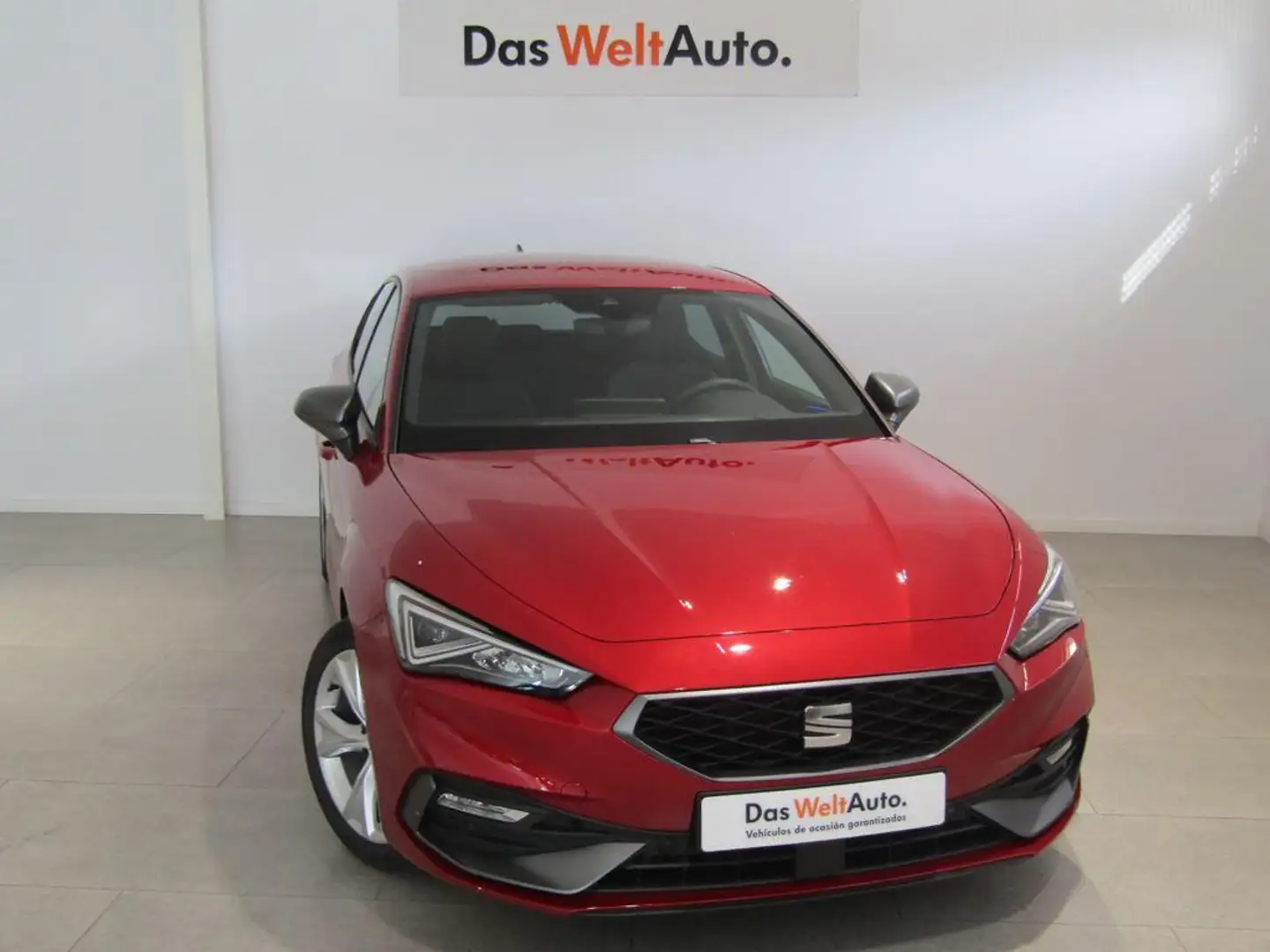 SEAT Leon 1.5 eTSI DSG-7 S&S FR Special Edition 150 Rouge - 1