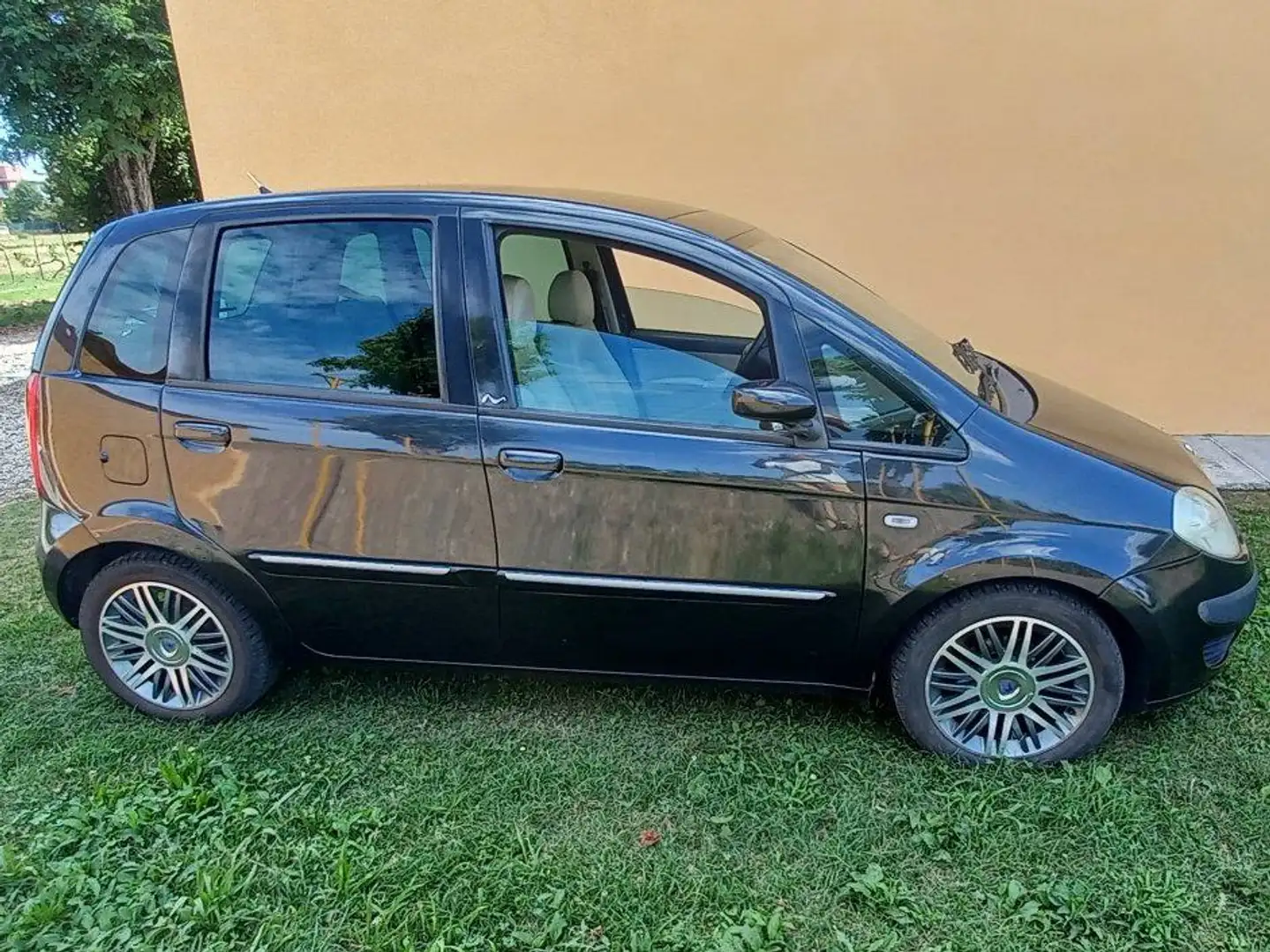 Lancia MUSA Musa I 2004 1.3 mjt Platino Nero - 1