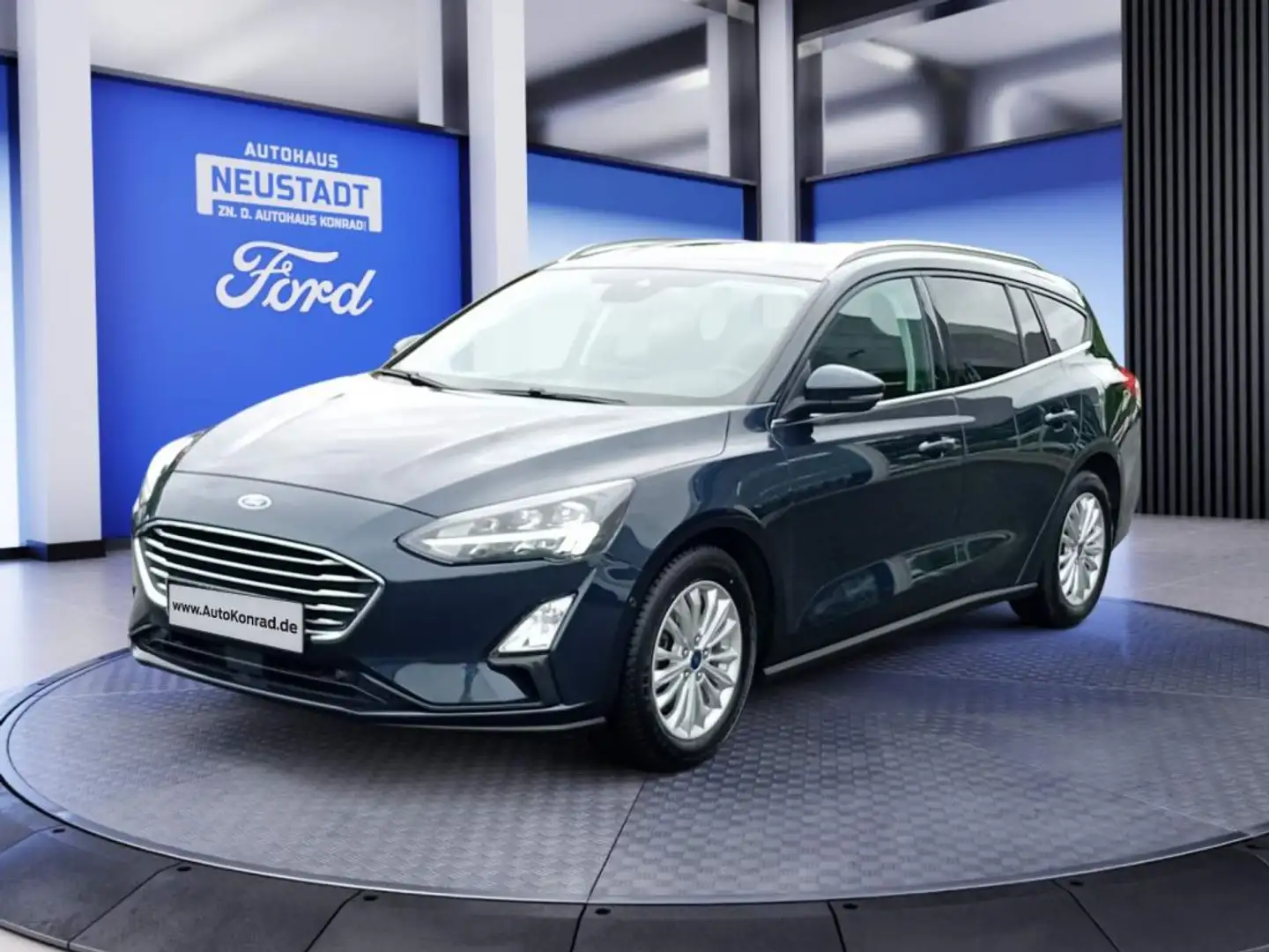 Ford Focus Turnier 1.5 EcoBoost Aut. TITANIUM X *AHK*WinterPk Azul - 1