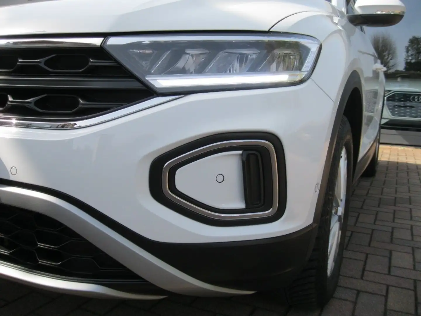 Volkswagen T-Roc 1.0 TSI Life Grigio - 2