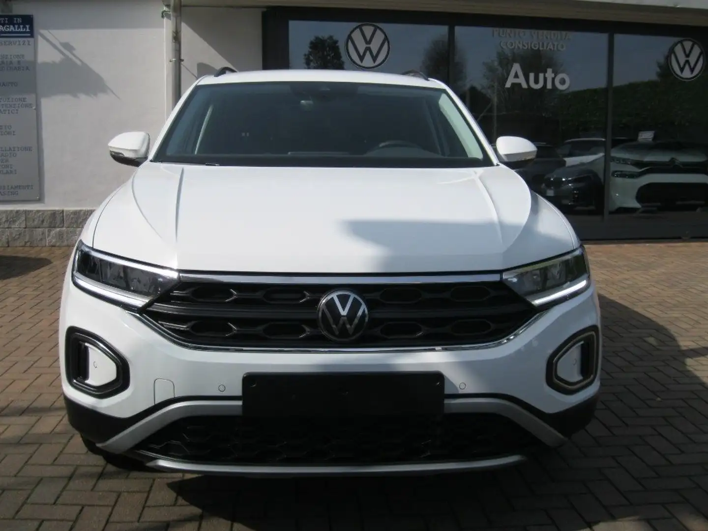 Volkswagen T-Roc 1.0 TSI Life Grigio - 1